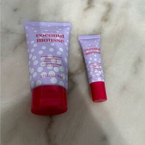 🆕🔥MARY KAY COCONUT 🥥 MOUSSE SCENT HAND CREAM&COCONUT🥥LIP BALM SOO SOFT NWT